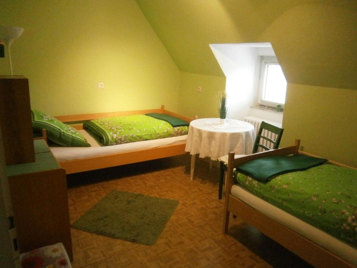 Ferienwohnung An Der Schlier Neuental Exterior photo